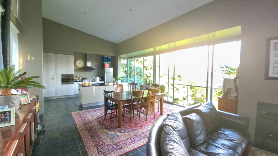 6 Bedroom Property for Sale in Kosmos Ridge North West